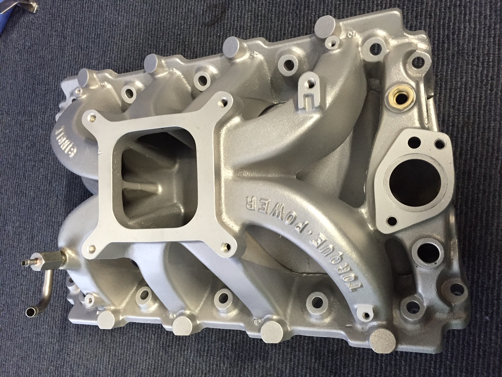 V8 manifold